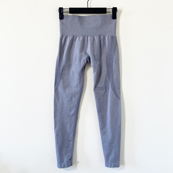 NVGTN Grey Curve Seamless Leggings Size Small - Picture 2 of 10